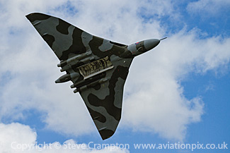 Avro Vulcan XH558
