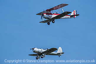 De Havilland Tiger Moth and Ryan ST-A